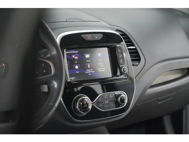 Renault Captur TCe 120 Intens 2017 Benzine 56