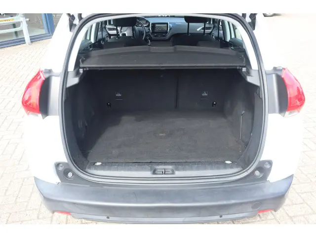 Peugeot 2008 1.2 PureTech Blue Lion 2016 Benzine 14