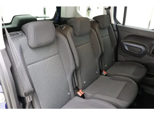 Peugeot Rifter 1.2 Puretech Allure 2019 Benzine 15
