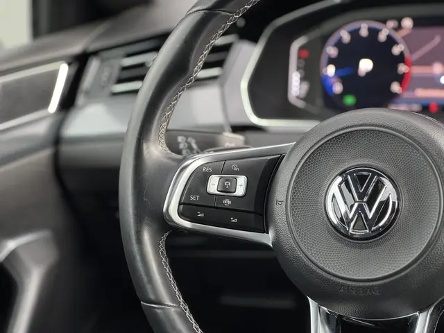 Volkswagen Arteon 2.0 TSI R-Line 2019 Benzine 29