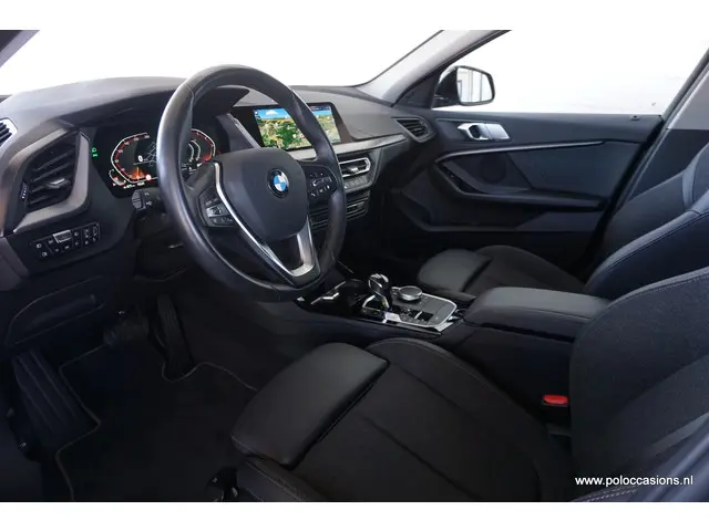 BMW 1 Serie 118i Sport-line 2020 Benzine 5
