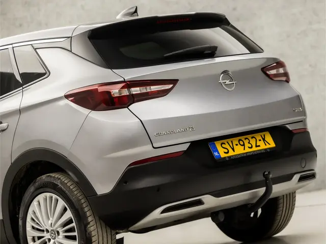 Opel Grandland X 1.2 Turbo Executive Sport 2018 Benzine 11