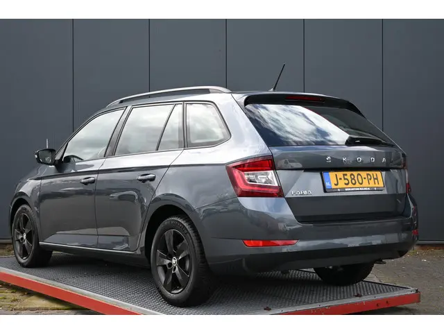 Škoda Fabia Combi 1.0 TSI Sport Business 2020 Benzine 6