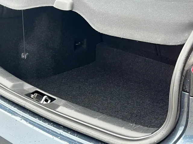 Volvo V40 1.5 T2 Polar+ 2019 Benzine 13