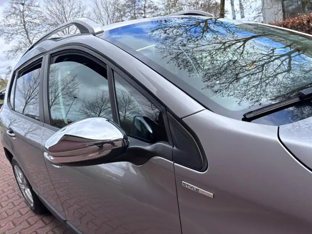 Peugeot 2008 1.2 PureTech Allure 2018 Benzine 10