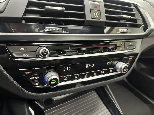 BMW X3 xDrive30i High Executive 2018 Benzine 15