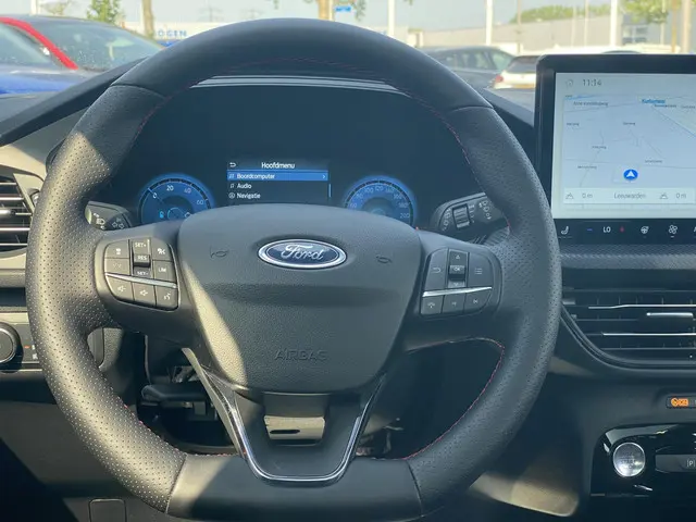 Ford Kuga 2.5 PHEV ST-Line X 2025 Hybride Benzine 4