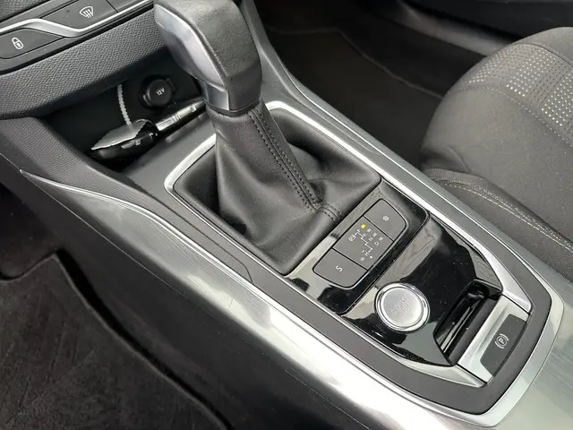 Peugeot 308 SW 1.2 PureTech Allure 2017 Benzine 11