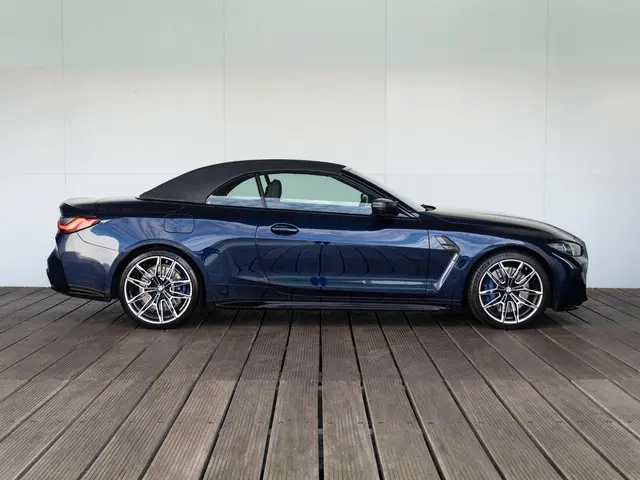 BMW M4 Cabrio Competition xDrive 2022 Benzine 4