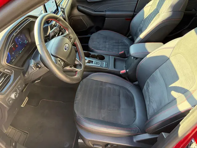 Ford Kuga 2.5 PHEV ST-Line X 2022 Hybride Benzine 4