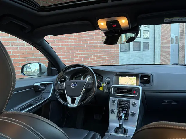 Volvo S60 1.5 T3 Polar+ Dynamic Aut. 2018 Benzine 5