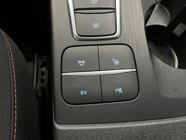 Ford Kuga 2.5 PHEV ST-Line X 2022 Hybride Benzine 44