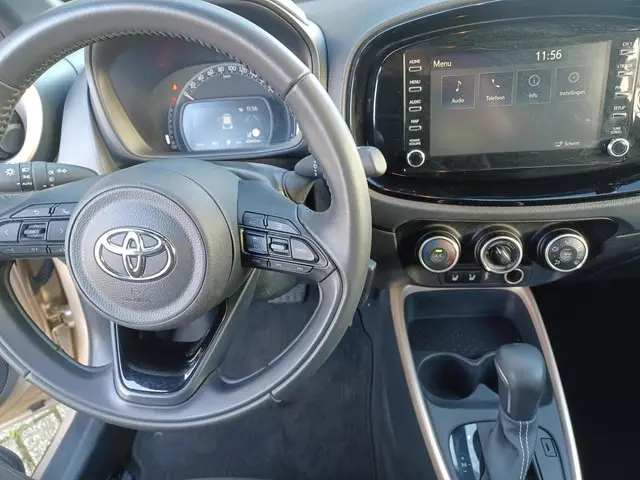 Toyota Aygo X 1.0 VVT-i S-CVT envy 2023 Benzine 13