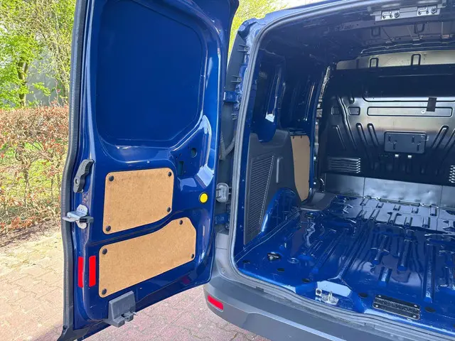 Ford Transit Connect 1.0 Ecoboost L1 2017 Benzine 11