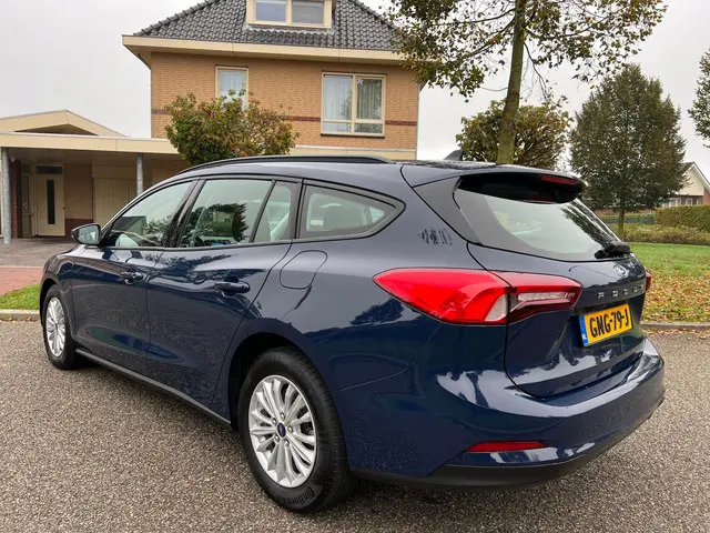 Ford Focus Wagon 1.0 EcoBoost Trend Edition 2020 Benzine 4