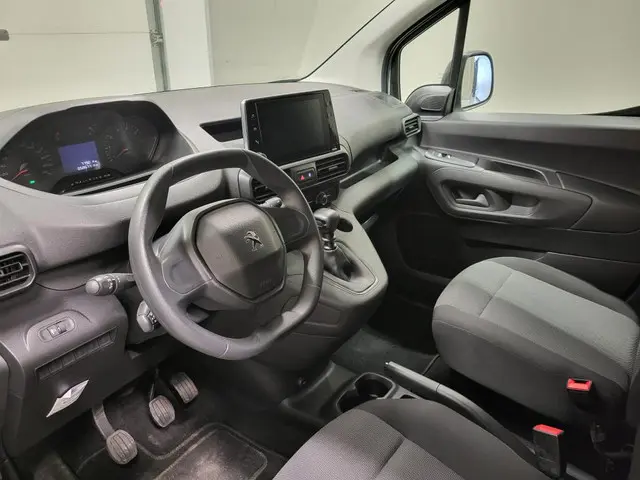 Peugeot Partner 1.5BlueHDi 100pk Euro 6! 2023 Diesel 4