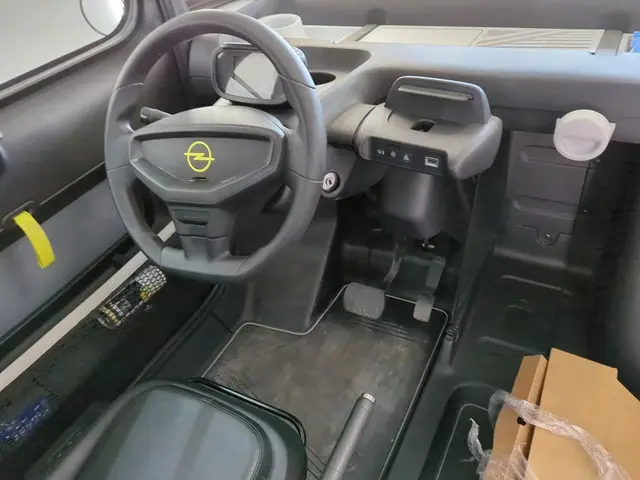 Opel Rocks-e Brommobiel Kargo PANO 2023 Elektrisch 15