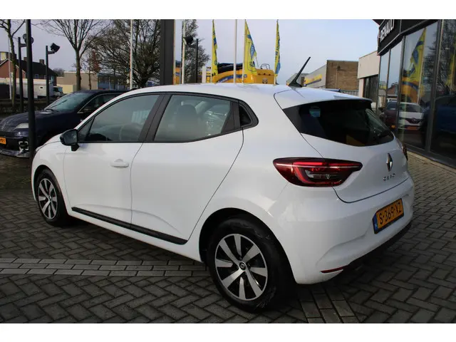 Renault Clio TCe 90 Equilibre 2023 Benzine 7