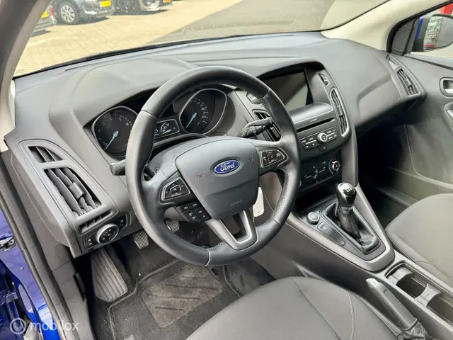 Ford Focus Wagon 1.0 Lease Edition 2017 Benzine 9