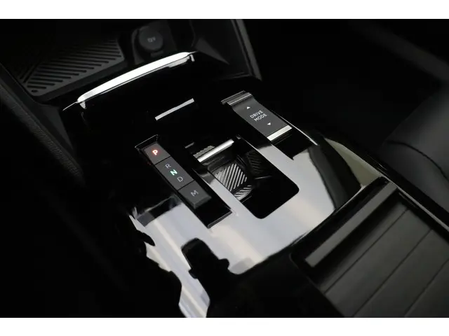 Citroën C4 1.2 Puretech Feel 2025 Benzine 18