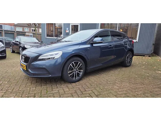 Volvo V40 1.5 T2 Polar+ 45.000km! 2019 Benzine 2