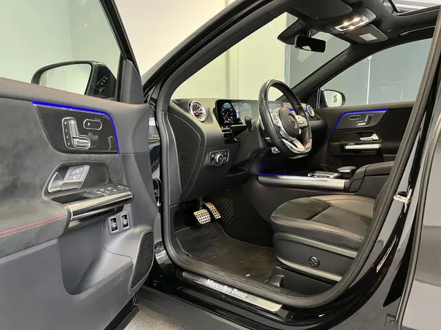 Mercedes-Benz GLA 250 e AMG Line 2020 Hybride Benzine 16