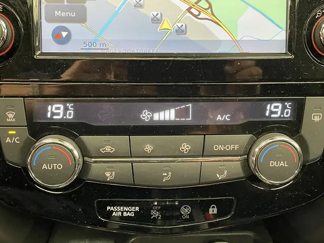 Nissan QASHQAI 1.2 N-Connecta 2017 Benzine 10