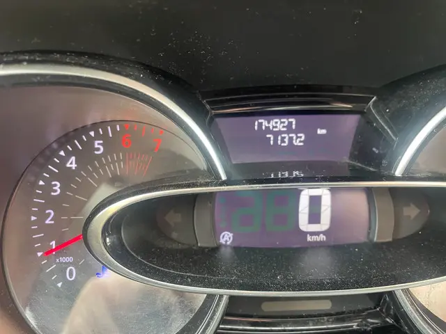 Renault Clio Estate 0.9 TCe Intens 2017 Benzine 11
