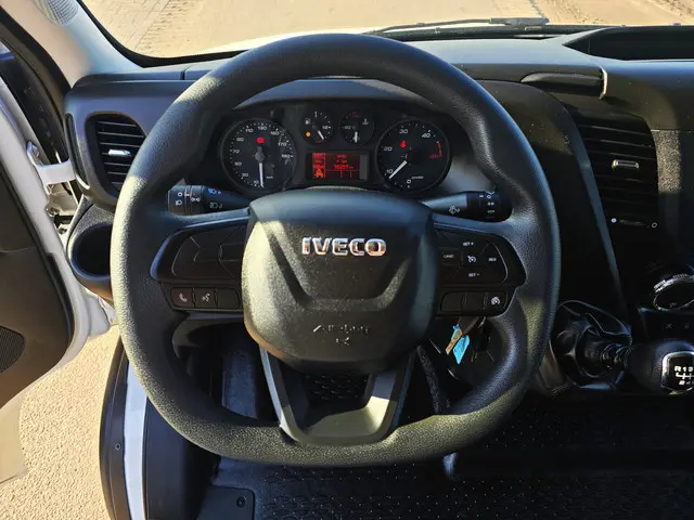 Iveco Daily 35S14V 2.3 352L H2 2021 Diesel 20