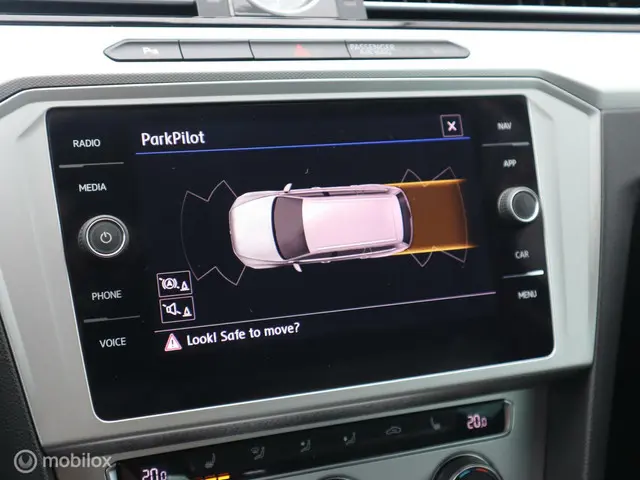 Volkswagen Passat Variant 1.6 TDI Highline 2018 Diesel 26