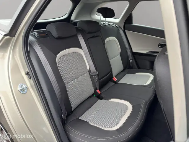 Kia cee'd Sportswagon 1.6 GDI Business Pack 2013 Benzine 22