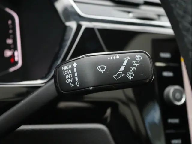 Volkswagen Touran 1.5 TSI Highline 7-zits 2023 Benzine 41