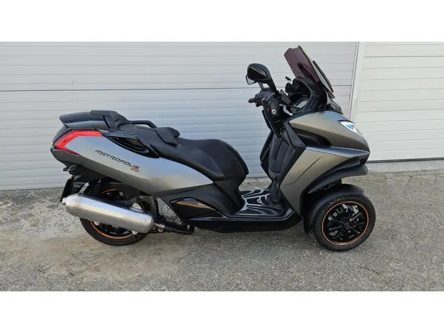 Peugeot Metropolis Scooter RS 400i 2015 Benzine 3