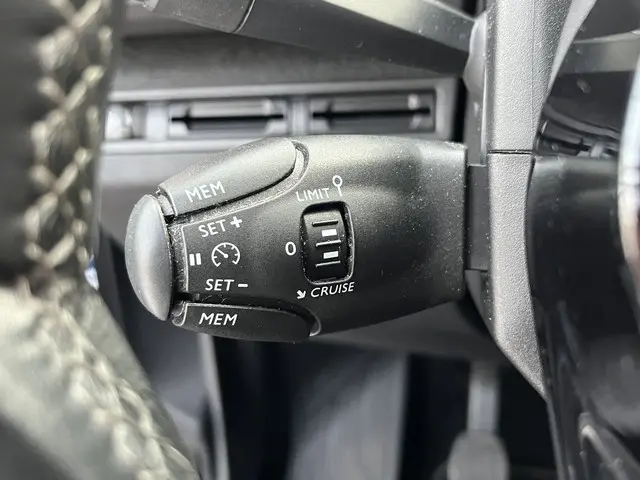 Peugeot 3008 PureTech 130 Allure 2018 Benzine 21