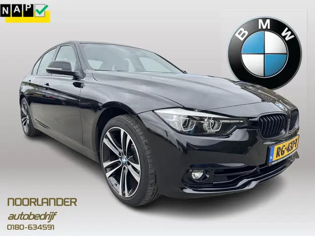 BMW 3 Serie 320i Corporate Lease Executive 2017 Benzine