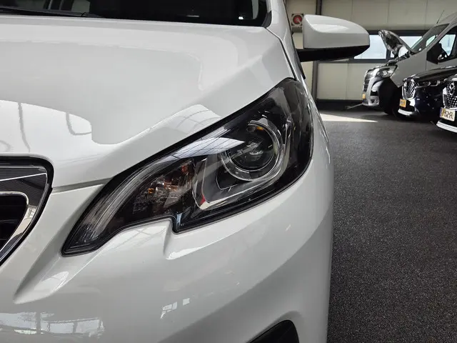 Peugeot 108 1.0 e-VTi Active 2020 Benzine 9