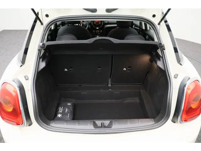 MINI One Mini 1.2 Business 2016 Benzine 17