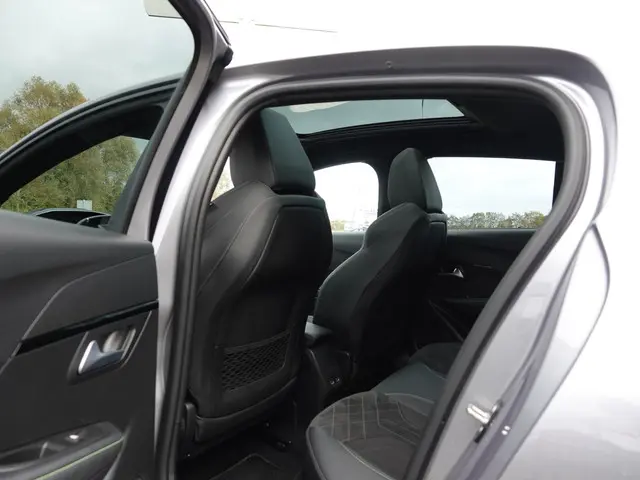 Peugeot e-208 EV GT Pack 50 kWh 2022 Elektrisch 7