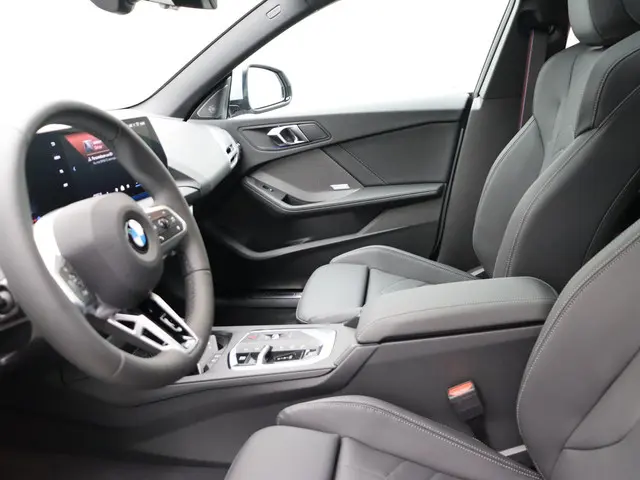 BMW 2 Serie Gran Coupé 220 2026 Benzine 10