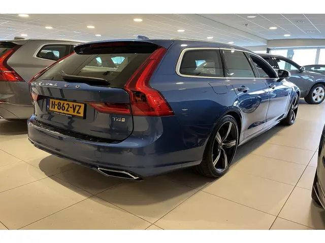 Volvo V90 T4 190pk R-Design 2018 Benzine 51