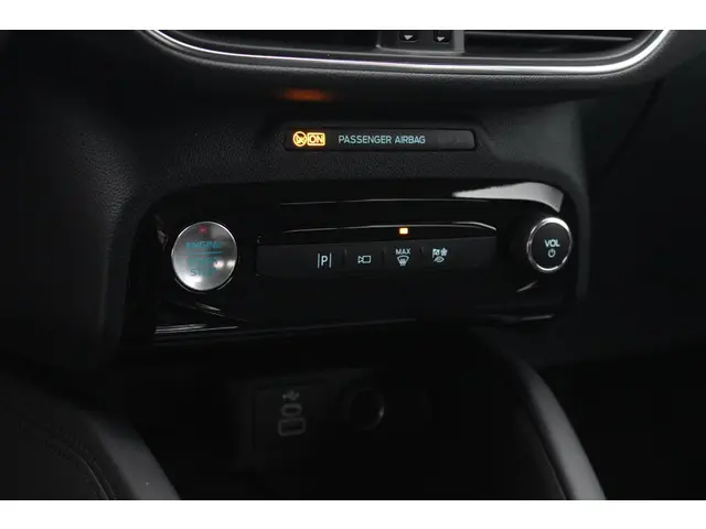 Ford Kuga 2.5 PHEV Titanium 2025 Hybride Benzine 25
