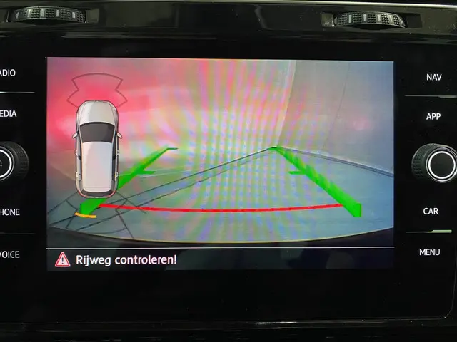 Volkswagen Golf 1.5 TSI Highline Business R 2017 Benzine 8