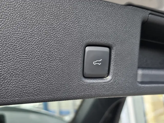 Ford Kuga 2.5 PHEV ST-Line X 2025 Hybride Benzine 13