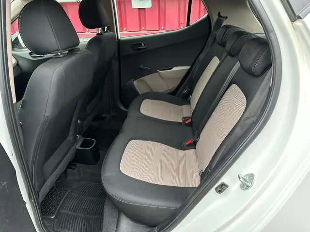 Hyundai i10 1.0i i-Motion Comfort // Airco // 2017 Benzine 14