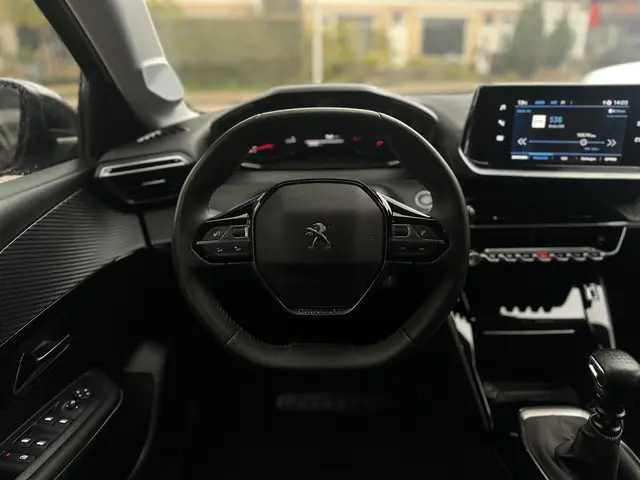 Peugeot 208 3