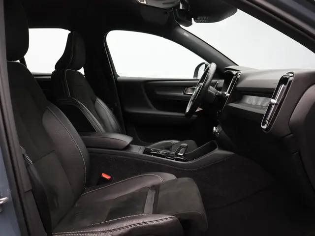 Volvo XC40 2.0 T4 R-Design 2019 Benzine 9