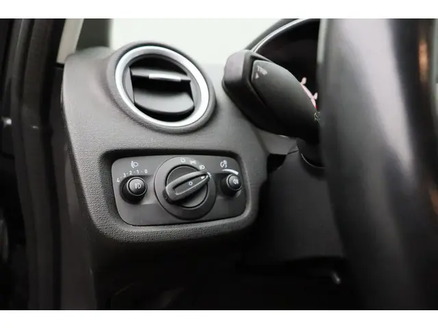 Ford Fiesta 1.0 EcoBoost Titanium 2014 Benzine 19