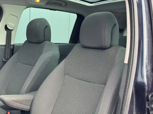 Peugeot 5008 1.2 PureTech Style 7p. 2016 Benzine 32