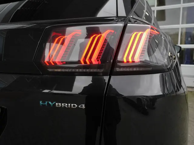 Peugeot 3008 1.6 HYbrid4 300 GT 2023 Hybride Benzine 13