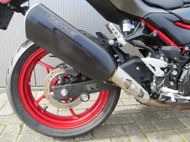 Kawasaki Z500 SE 2024 Benzine 7